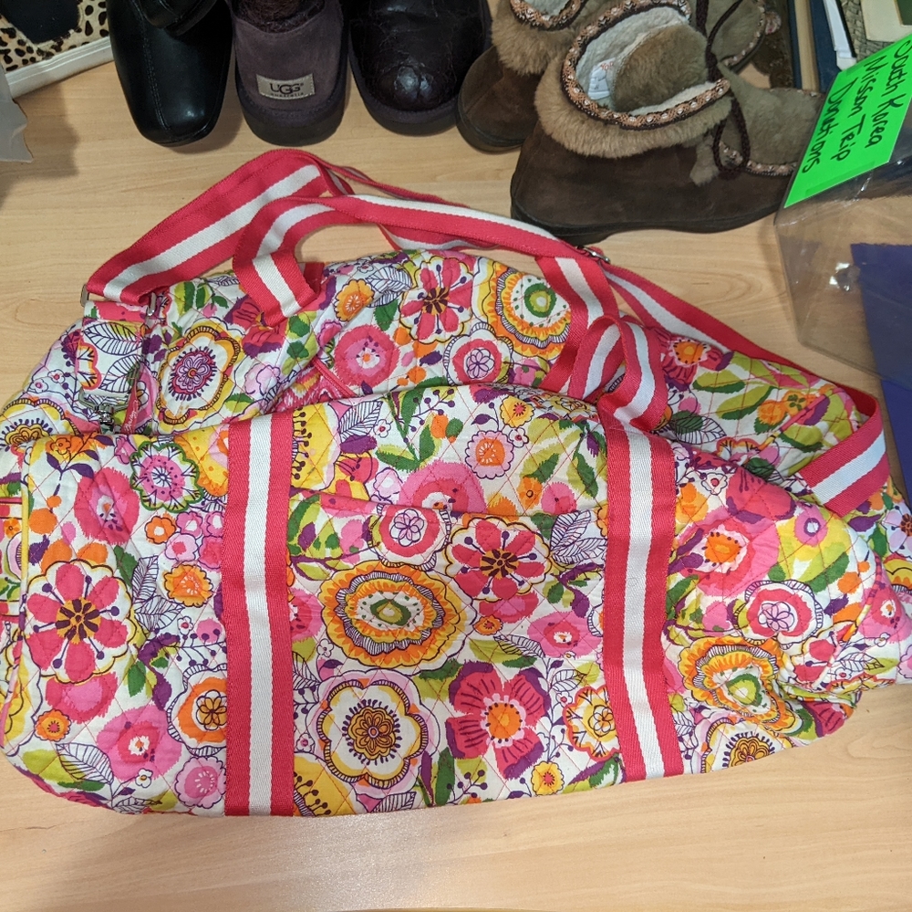 Vera Bradley weekender duffle tote
